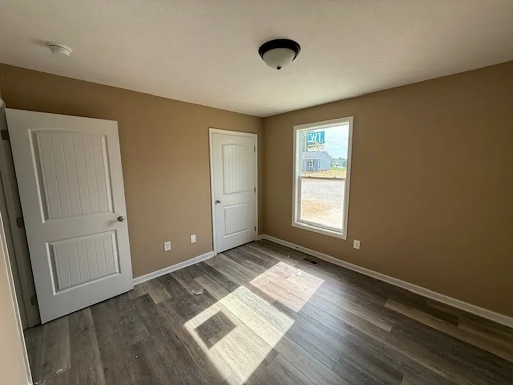 2 Chastain St, W Tullahoma TN 37388