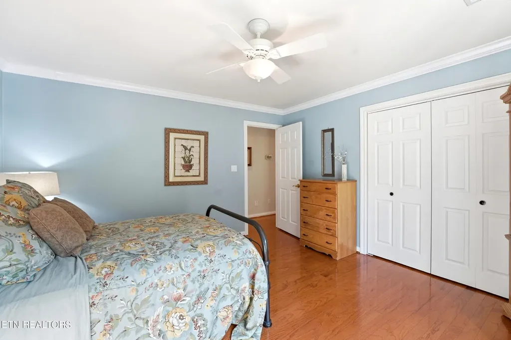 4246 Gravelly Hills Road Louisville TN 37777
