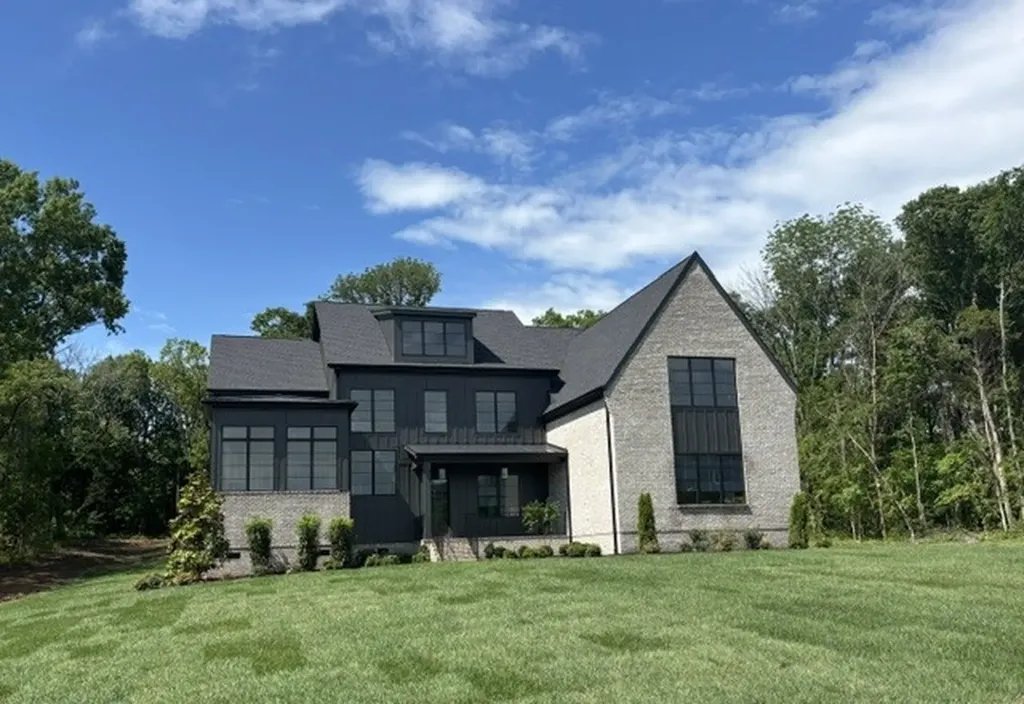 9684 Tiburon Drive Brentwood TN 37027