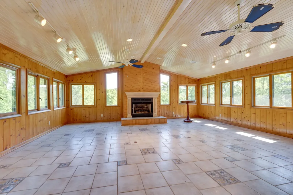 692 Tanglewood Drive Woodbury TN 37190