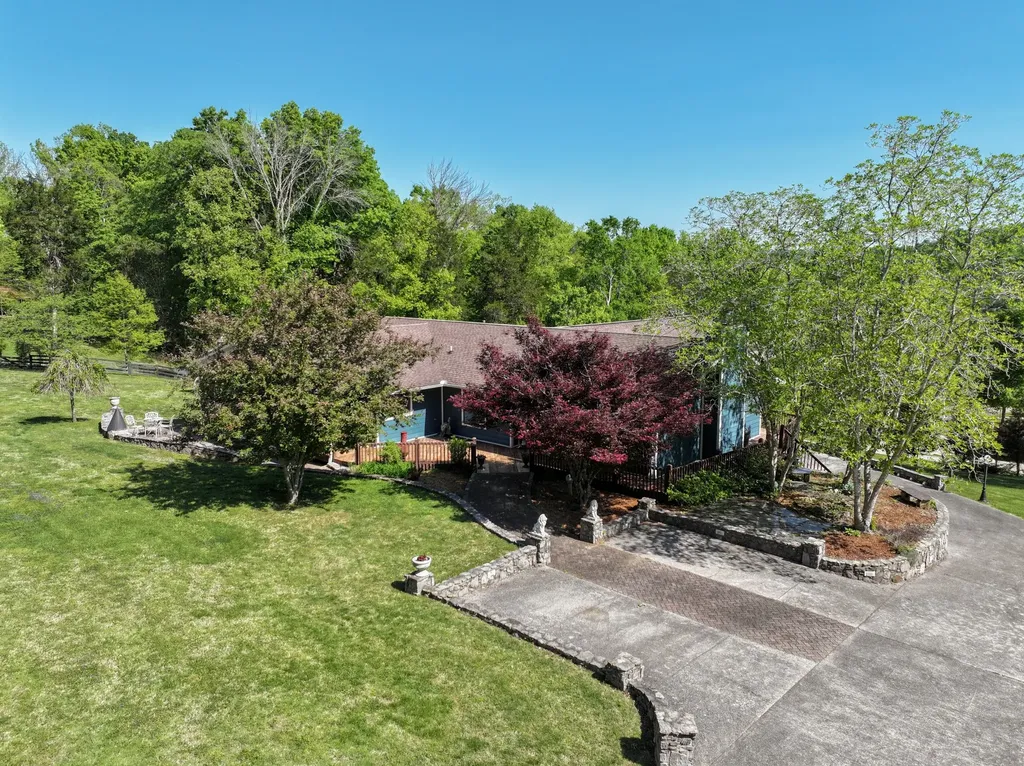 692 Tanglewood Drive Woodbury TN 37190