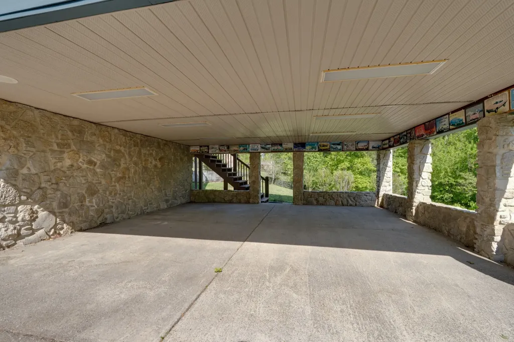 692 Tanglewood Drive Woodbury TN 37190