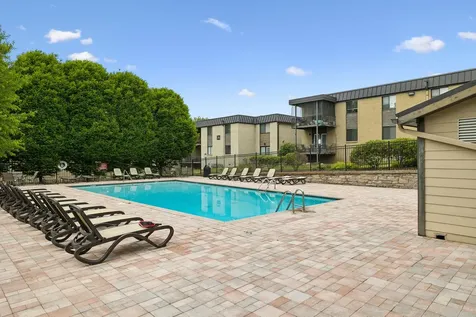 6680 Charlotte Pike Nashville TN 37209