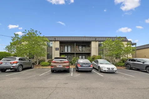 6680 Charlotte Pike Nashville TN 37209