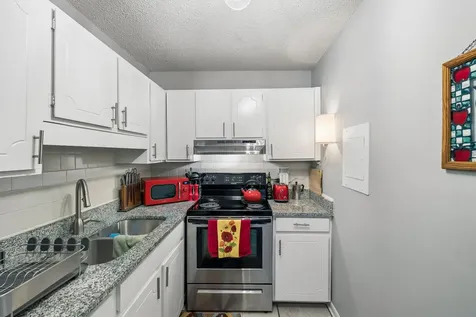 6680 Charlotte Pike Nashville TN 37209