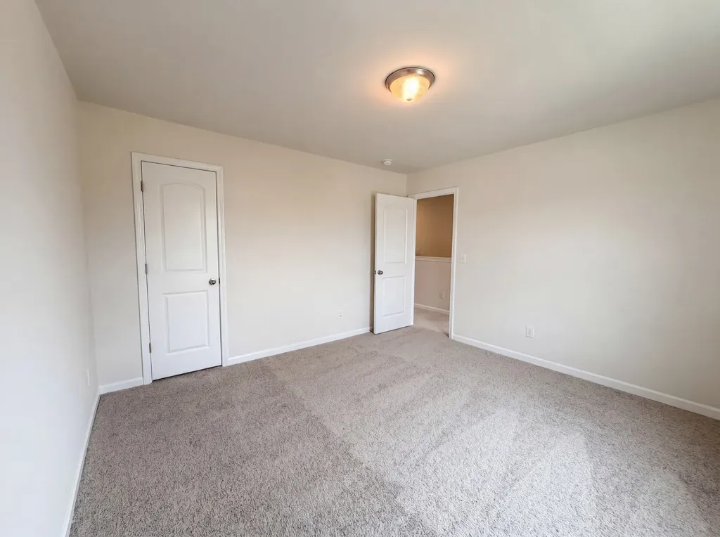 2715 Swarm Court Columbia TN 38401
