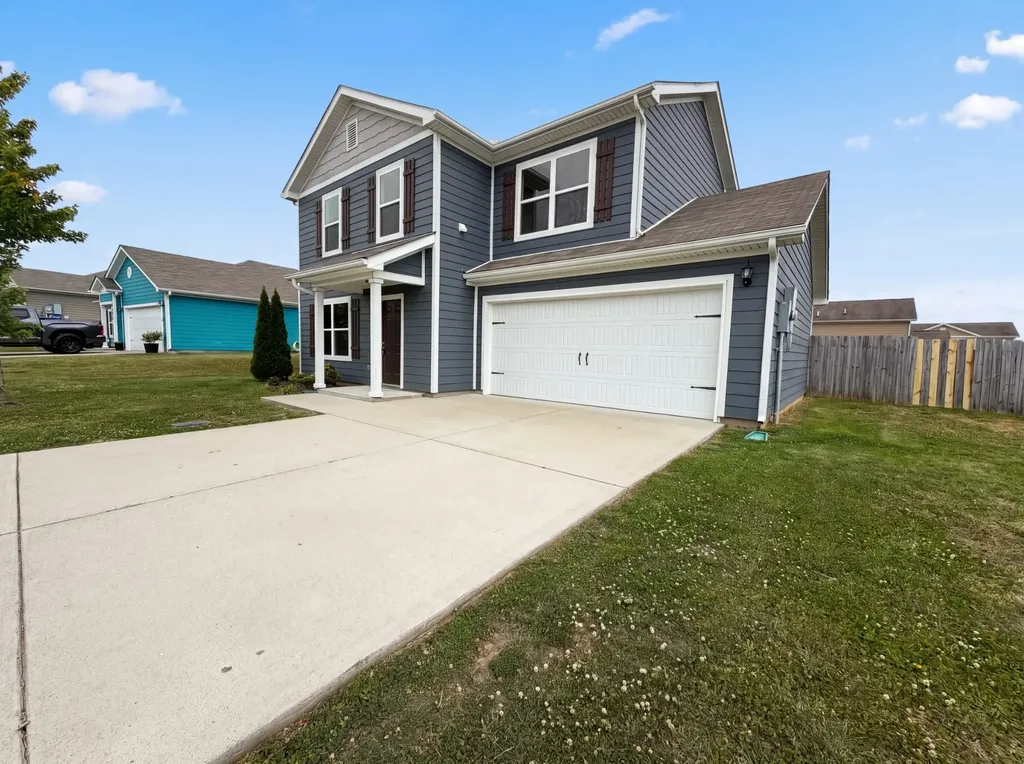 2715 Swarm Court Columbia TN 38401