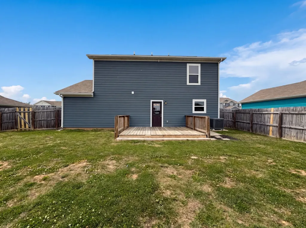 2715 Swarm Court Columbia TN 38401