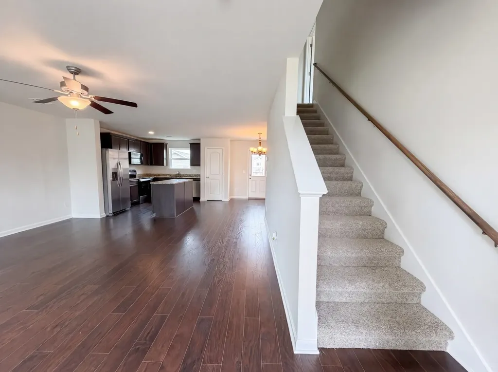2715 Swarm Court Columbia TN 38401