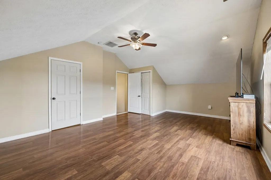 1913 Jackie Lorraine Drive Clarksville TN 37042