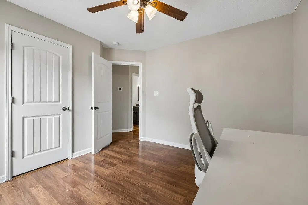 1913 Jackie Lorraine Drive Clarksville TN 37042