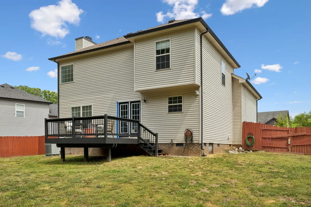 1913 Jackie Lorraine Drive Clarksville TN 37042