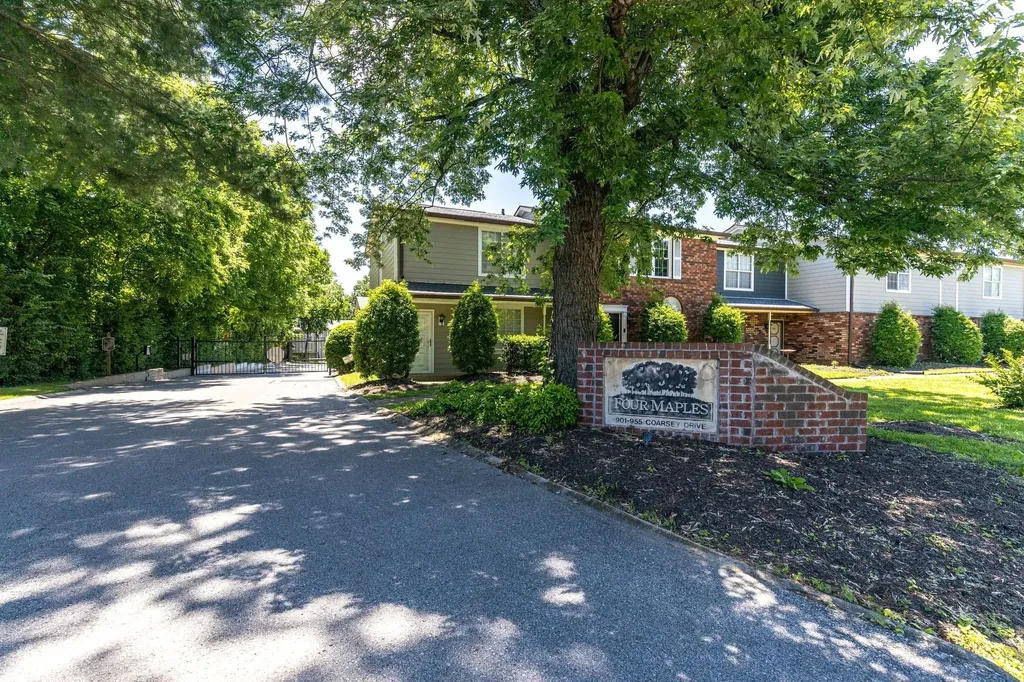 925 Coarsey Drive Nashville TN 37217