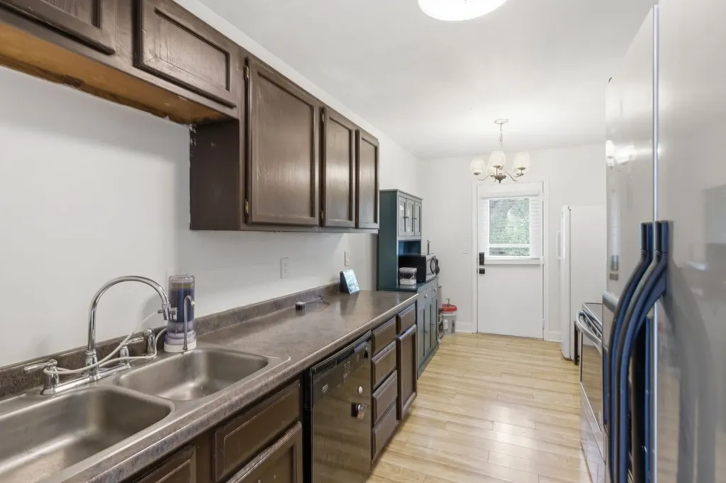 925 Coarsey Drive Nashville TN 37217