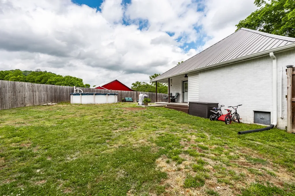 537 Defeated Creek Highway Carthage TN 37030