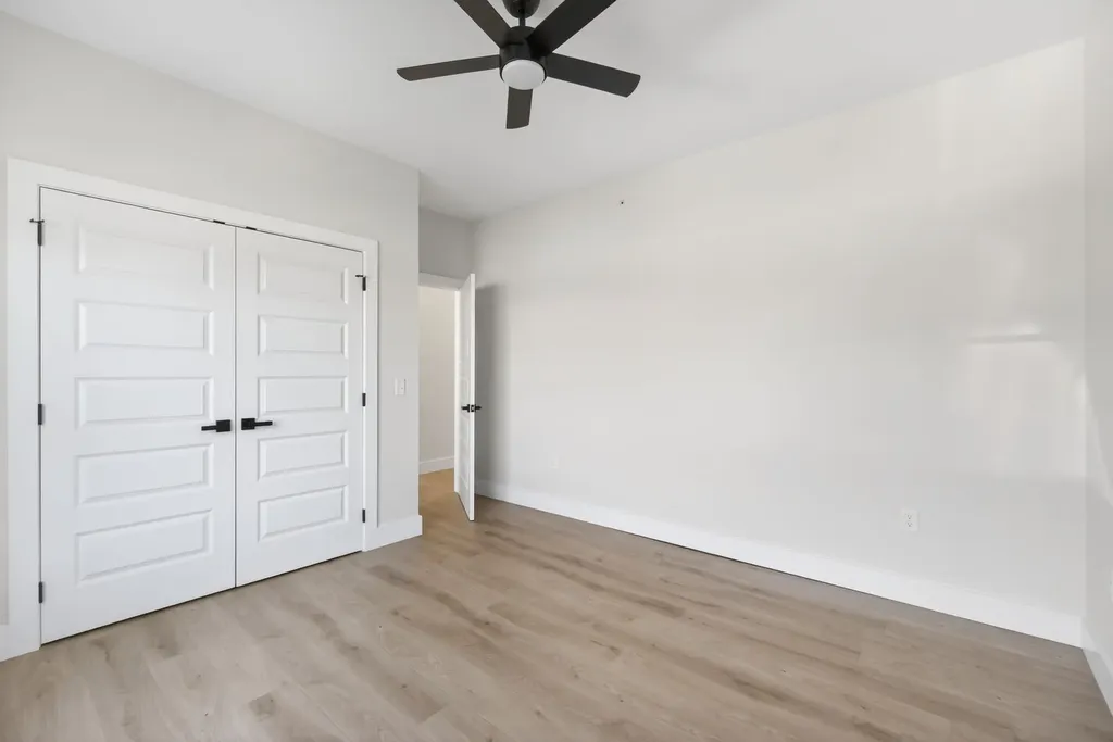 214 Jere Whitson Road, W Cookeville TN 38501
