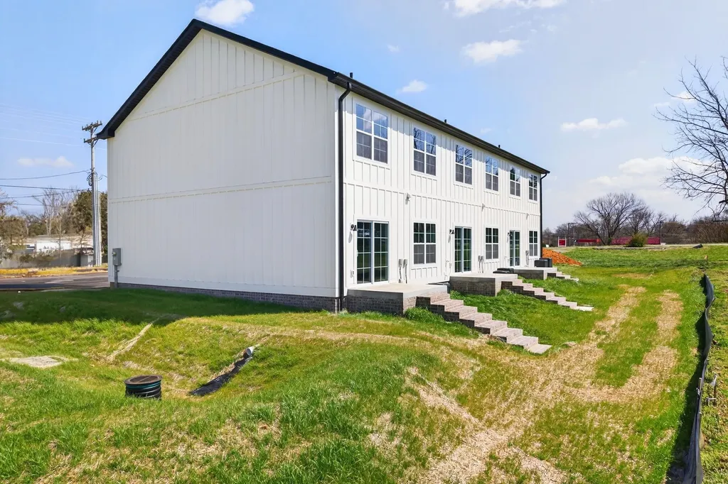 214 Jere Whitson Road, W Cookeville TN 38501