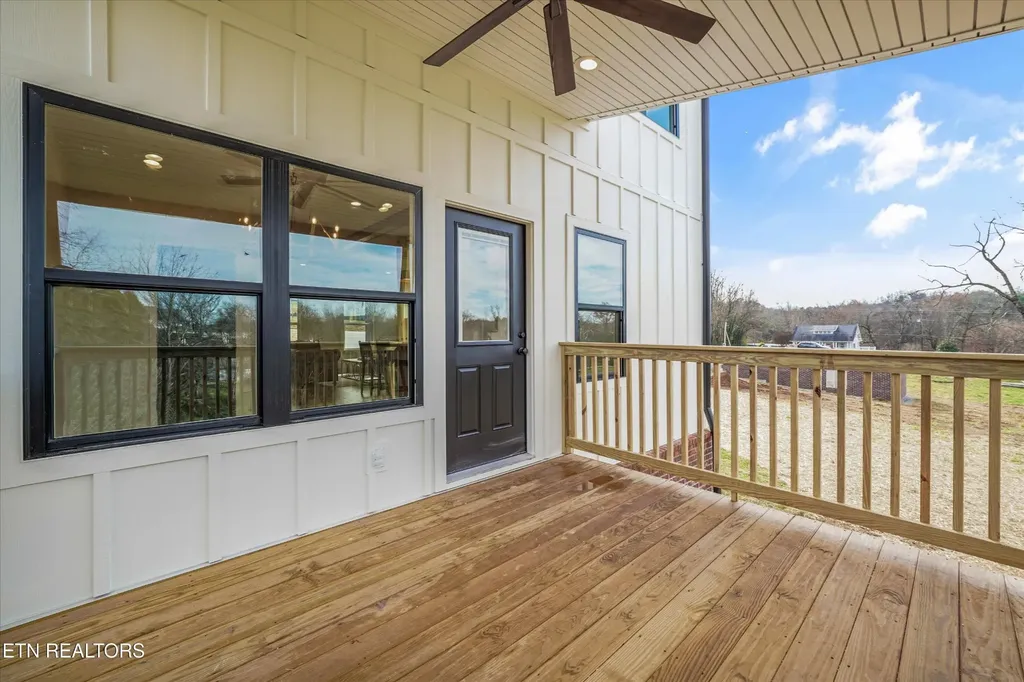 106 S Front Street Friendsville TN 37737