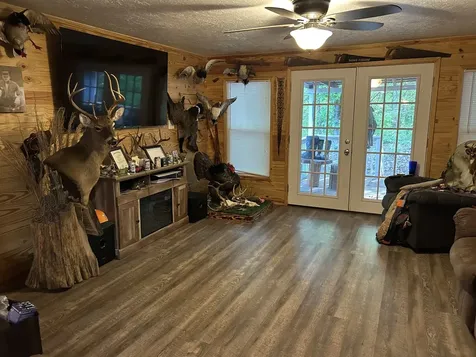 2867 Little Sulphur Creek Road Big Sandy TN 38221