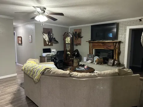 2867 Little Sulphur Creek Road Big Sandy TN 38221