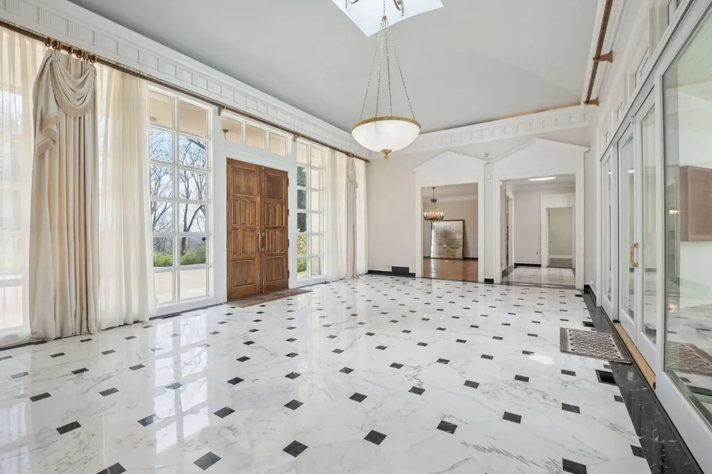 515 Hillwood Boulevard Nashville TN 37205