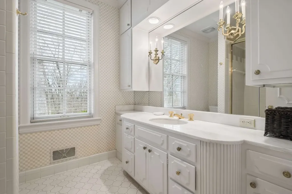 515 Hillwood Boulevard Nashville TN 37205