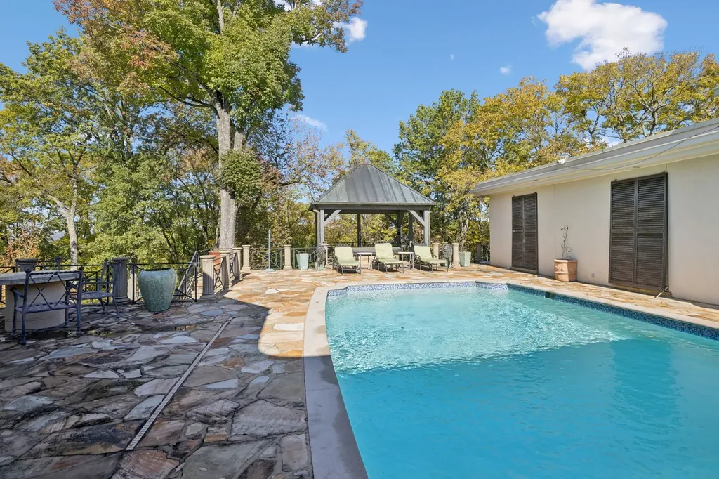 515 Hillwood Boulevard Nashville TN 37205