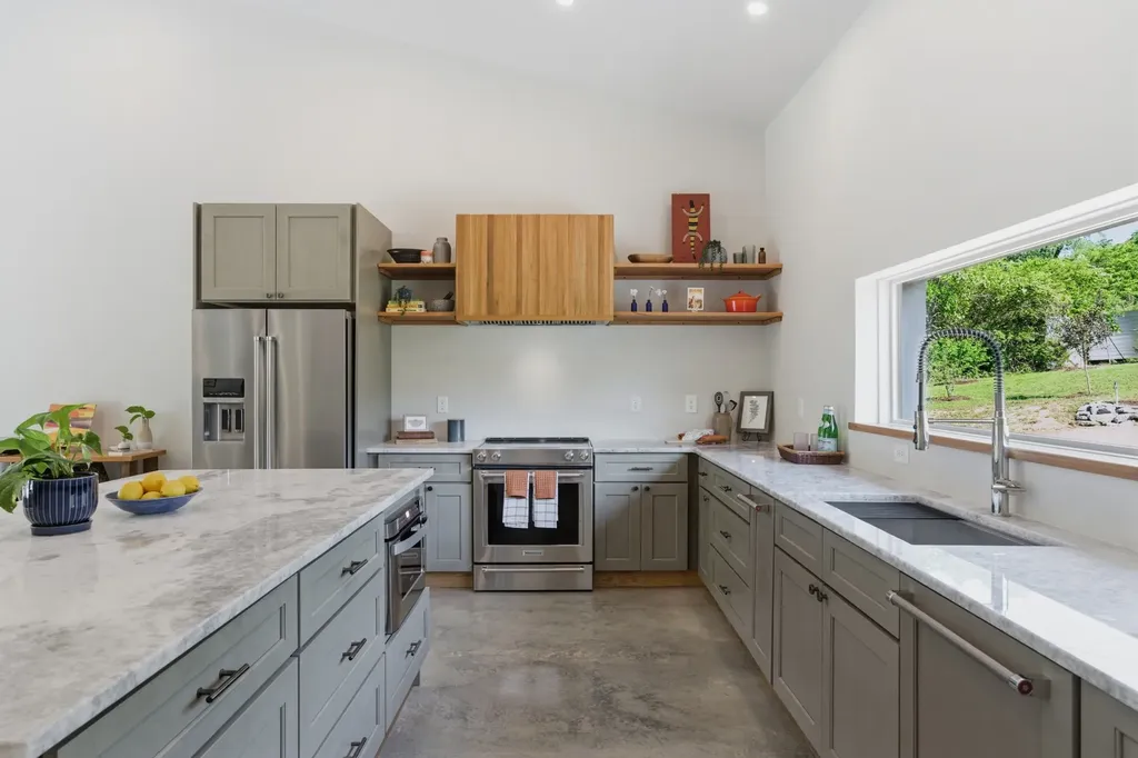 6438 Old Clarksville Pike Joelton TN 37080