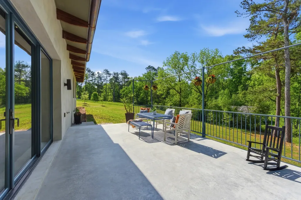 6438 Old Clarksville Pike Joelton TN 37080