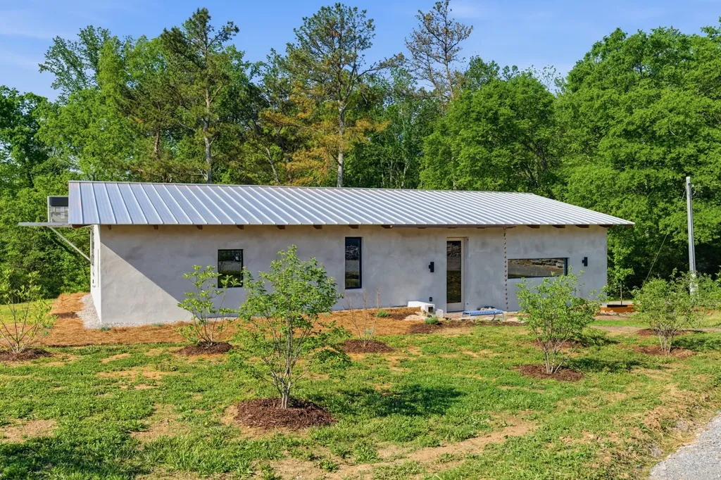 6438 Old Clarksville Pike Joelton TN 37080