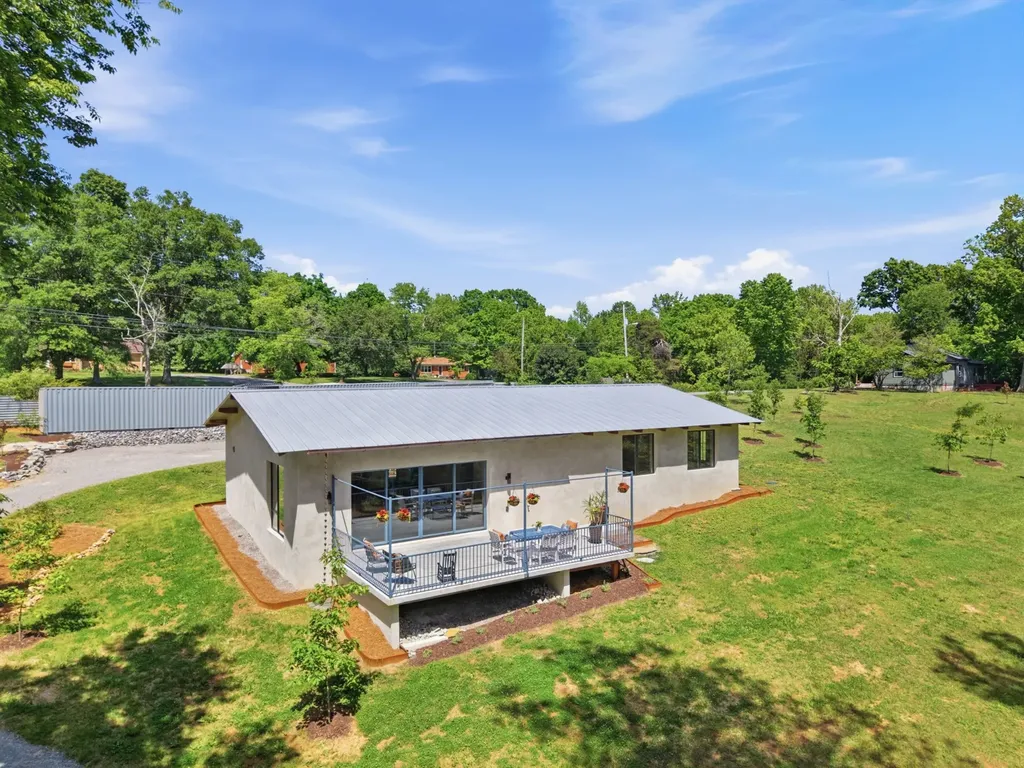 6438 Old Clarksville Pike Joelton TN 37080