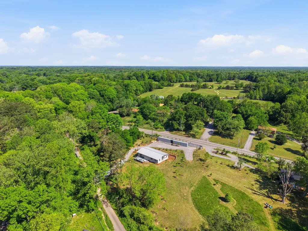 6438 Old Clarksville Pike Joelton TN 37080