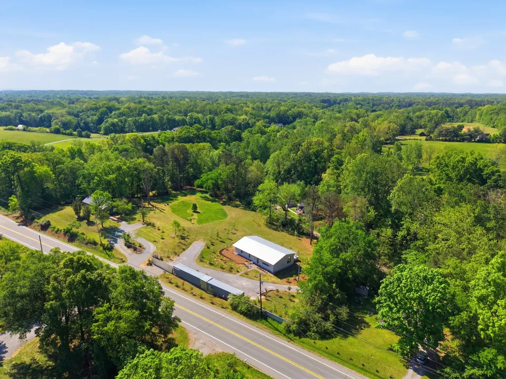 6438 Old Clarksville Pike Joelton TN 37080