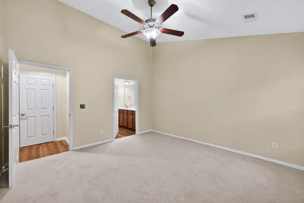 395 Devon Chase Hill Gallatin TN 37066