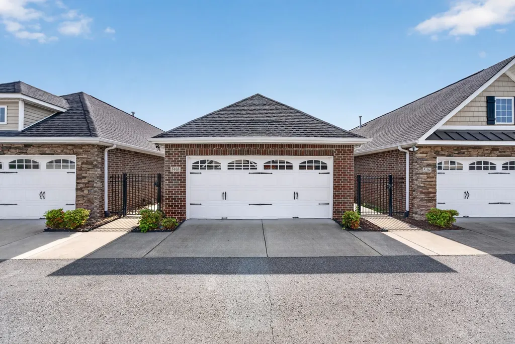 395 Devon Chase Hill Gallatin TN 37066