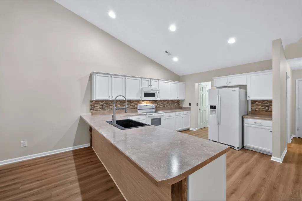 395 Devon Chase Hill Gallatin TN 37066