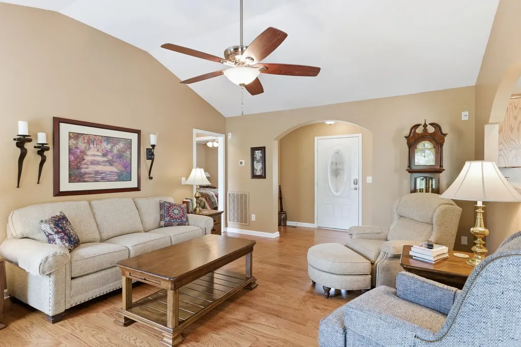 218 Shady Drive Columbia TN 38401
