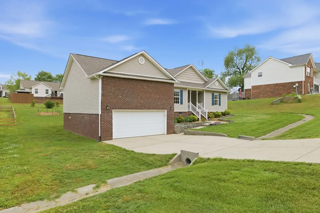 218 Shady Drive Columbia TN 38401