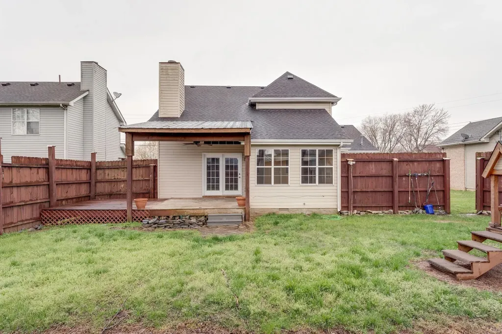 1718 University Drive Columbia TN 38401