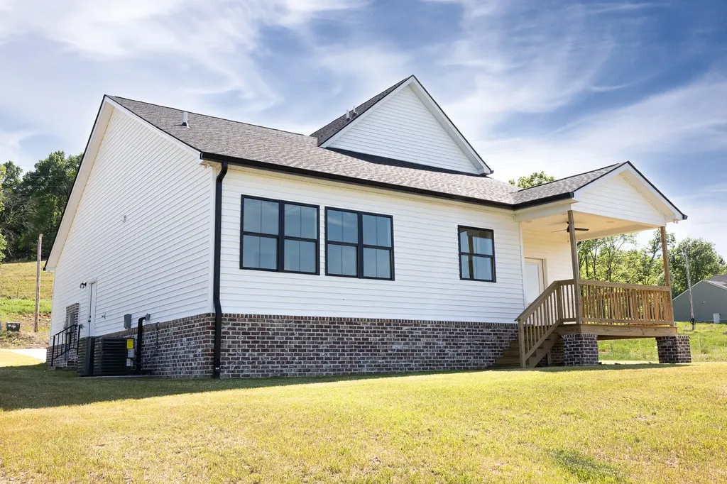 180 Scenic Lane Hartsville TN 37074