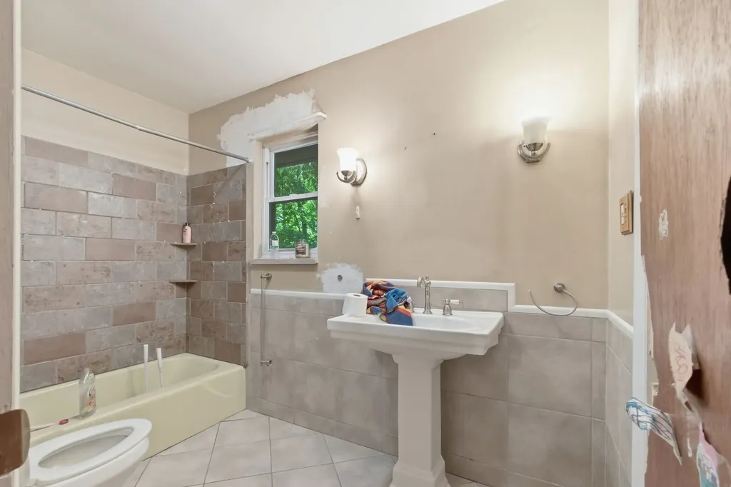 135 Peach Tree Circle Wartburg TN 37887
