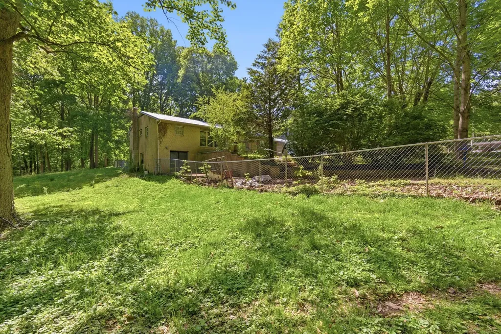 135 Peach Tree Circle Wartburg TN 37887