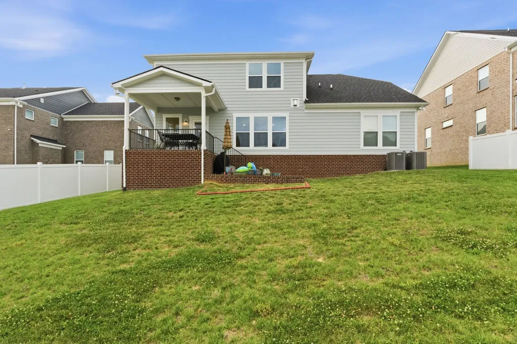 558 Snap Dragon Lane Hendersonville TN 37075