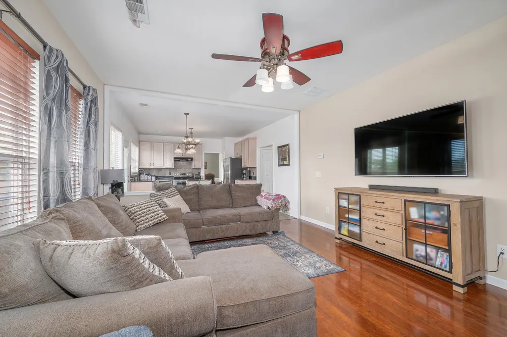 1713 Kendall Cove Lane Mount Juliet TN 37122