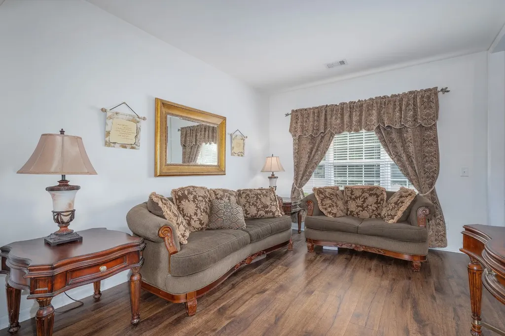 1713 Kendall Cove Lane Mount Juliet TN 37122