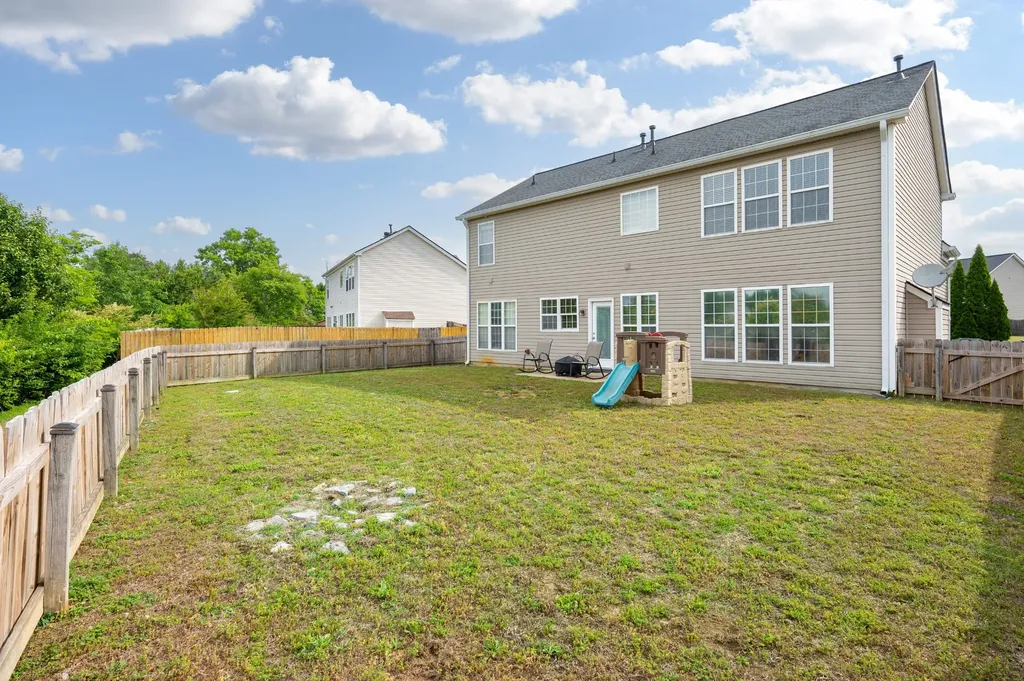 1713 Kendall Cove Lane Mount Juliet TN 37122
