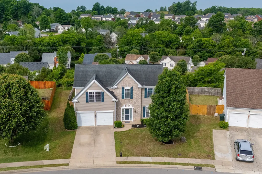 1713 Kendall Cove Lane Mount Juliet TN 37122