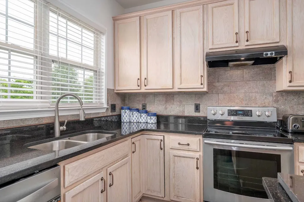 1713 Kendall Cove Lane Mount Juliet TN 37122