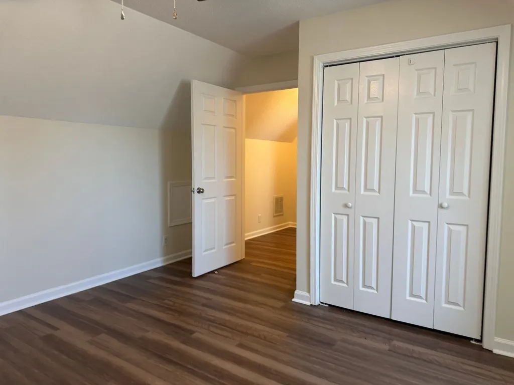 226 Jim Thorpe Clarksville TN 37042