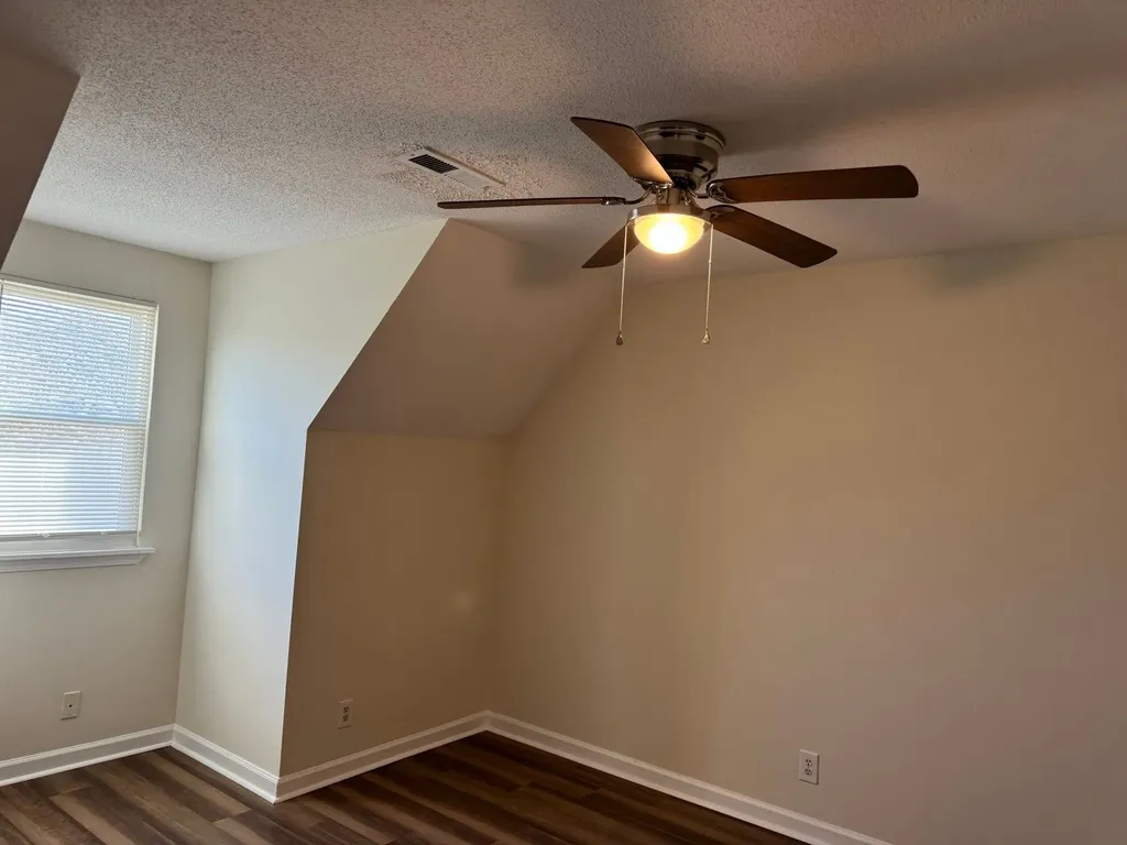 226 Jim Thorpe Clarksville TN 37042